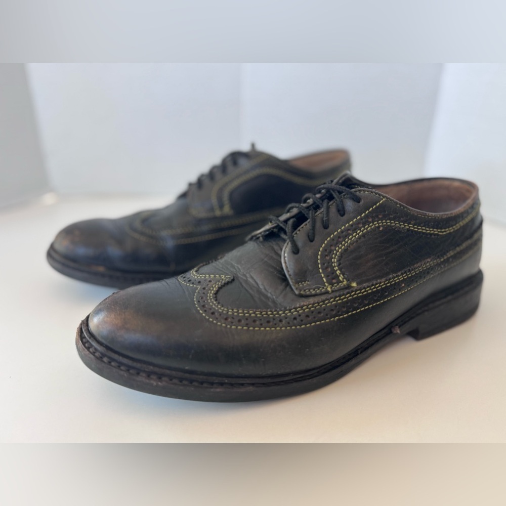Frye Dark Distressed Lace Up Wingtip Yellow Stitching Oxford Shoes Women’s - Picture 2 of 12